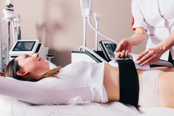 woman having body sculpting to help improve her body image and her mental health Reading
